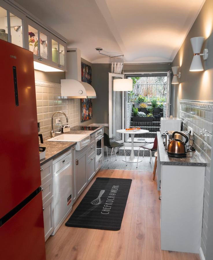 90qm Zentrum Naehe Prenzlauer Berg, 2 Baeder Apartment Berlin